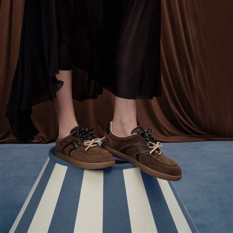 Staccato boots: 699 踏入冬季除了衣櫃要添置新衣不少買鞋控女生亦是 - Main Image