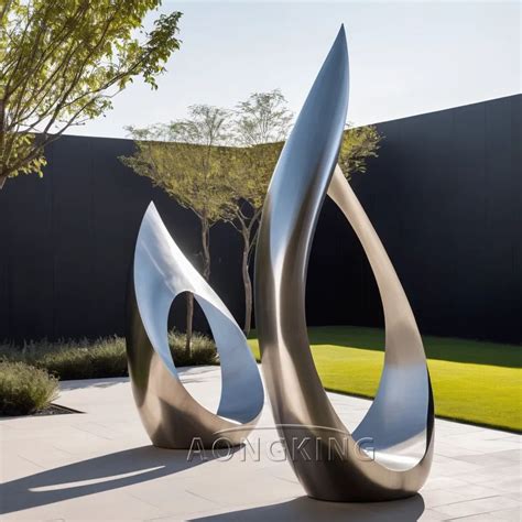 Stainless Steel Sculpture - muktibox.com