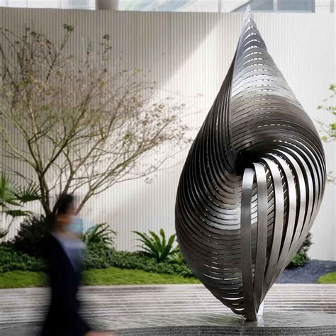 Stainless Steel Sculptures | Stainless Steel Monuments - muktibox.com