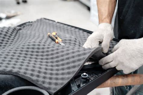 Standar Cara Pemasangan Peredam Suara di Mobil - balustradellc