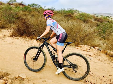 Standing Climb Mountain Bike - balustradellc