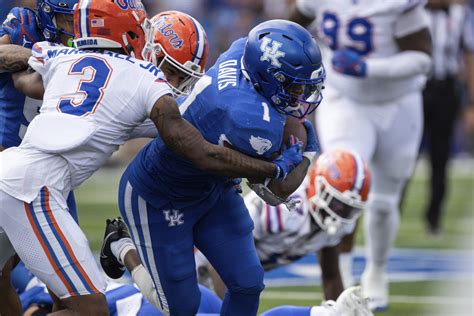 STAT WATCH: Davis’ FBS season-best rushing game for Kentucky pushes him over 3,000 career yards