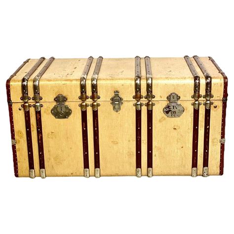 Steamer Trunk Canvas & Leather for Covering the … - muktibox.com