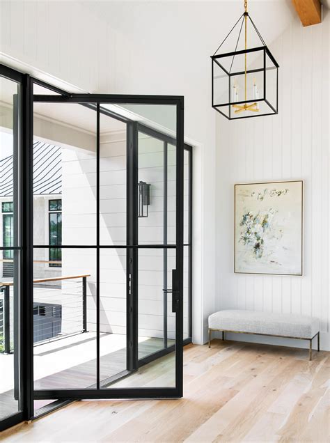 Steel Pivot Door - MANNLEE DOORS & WINDOWS - balustradellc