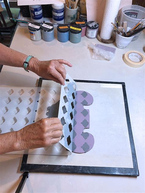 Stenciling on Clay - muktibox.com