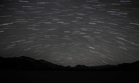 Step by Step Guide to Photographing Star Trails - wintechmobiles.com