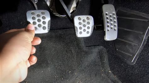 Stiff Clutch Pedal: Common Causes & How To Fix It - balustradellc