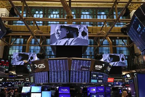Stocks and weather have dropped off of my ... - MSN Solution Center - muktibox.com