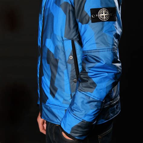 STONE ISLAND - ULTRA STYLE