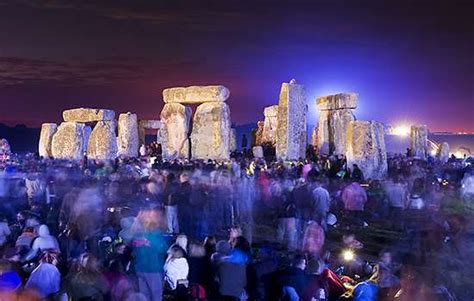 Stonehenge Virtual Tour: Inside the Stones - English … - wintechmobiles.com