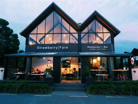 STRAWBERRY FARE - 66 Photos & 31 Reviews - Food near 19 Bealey Ave …