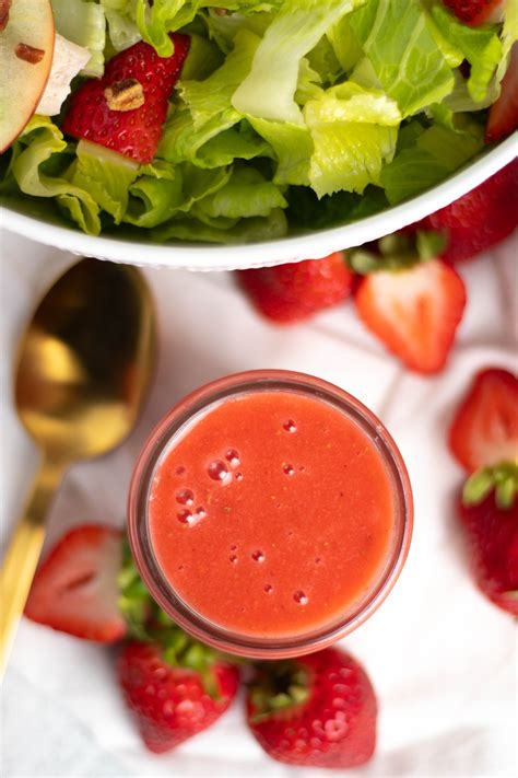 Strawberry Vinaigrette (Easy & Healthy!) - The Clean Eating Couple - balustradellc