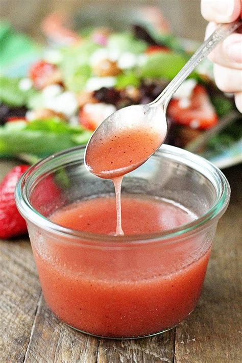 Strawberry Vinaigrette Dressing - This Healthy Table - balustradellc