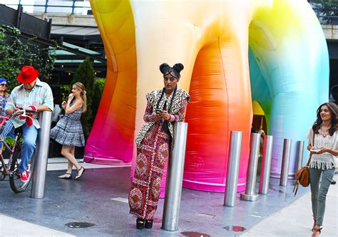 Street Peeper | Global Street Fashion and Street Style - balustradellc