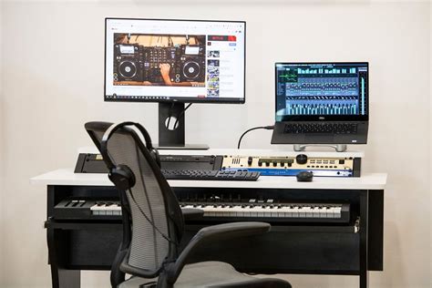 Studio desk buyer´s guide : r/MusicBattlestations - balustradellc