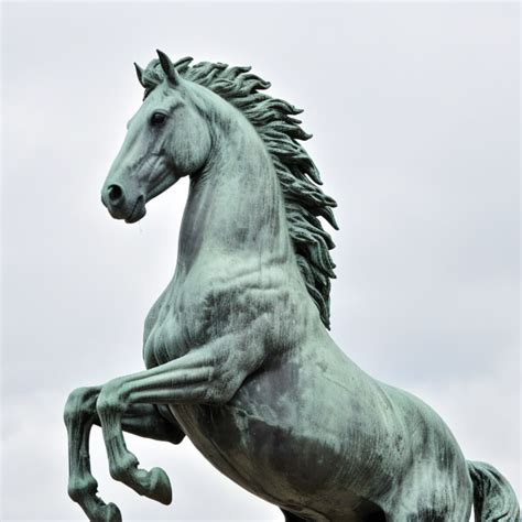 Stunning Equine Statues & Sculptures – Horse Gift Ideas - muktibox.com