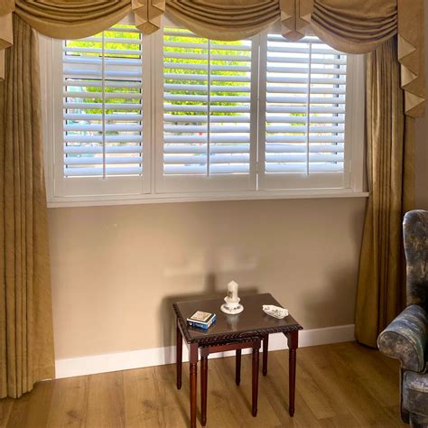 Stylish Solid Wood Plantation Shutters For Your Home - balustradellc