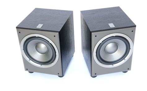 Subwoofer Phase 0 or 180 » Aumoz | Trusted Audio Components Guide - balustradellc