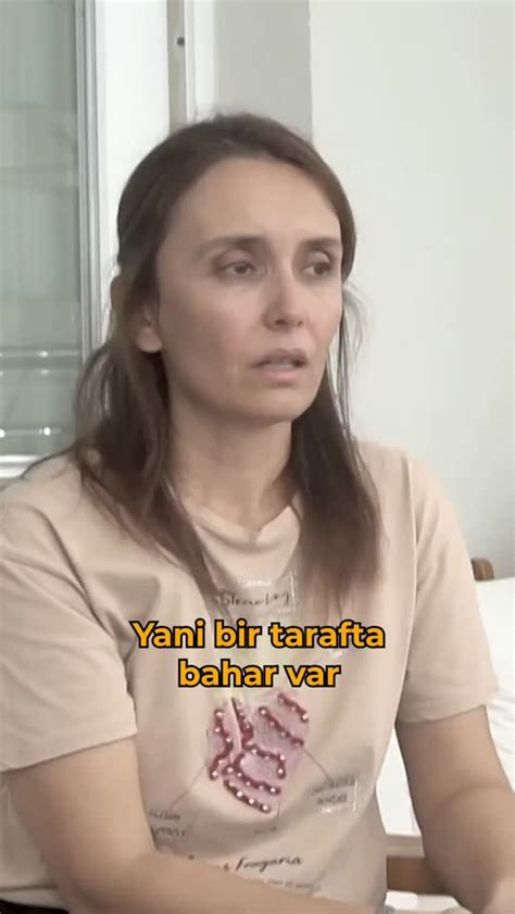 SUNAY SOYDAN Ömrüm boyu seni kucaklamak istiyorum Denizalim♥️ Ayakta . 