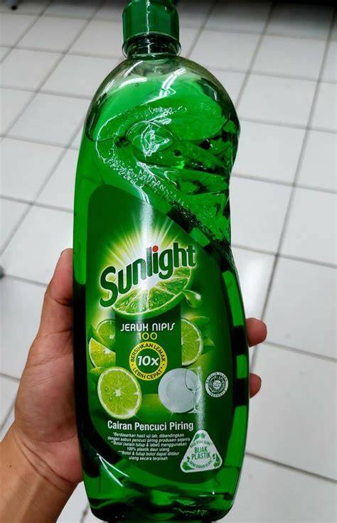 SUNLIGHT Sabun Pencuci Piring Botol 675ML - raincitystudios.com