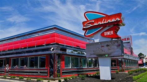 SUNLINER DINER - 788 Photos & 757 Reviews - Yelp