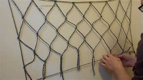 Survival How To Make A Fishing Net with Paracord - balustradellc