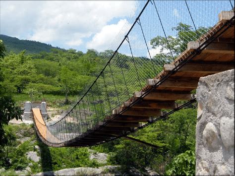 Suspension Bridges - Machovec - balustradellc