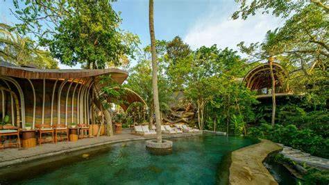 Sustainable Luxury Travel Australia & NZ 2026 - Journey Earth - raincitystudios.com