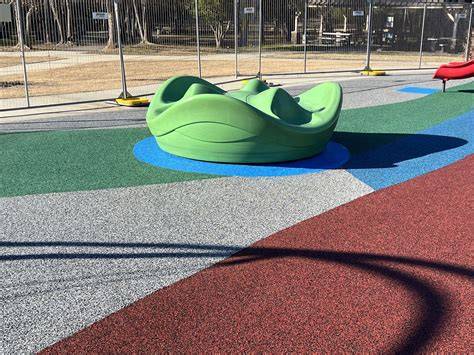 Sustainable Rubber Surfacing - Recycled Flooring - raincitystudios.com