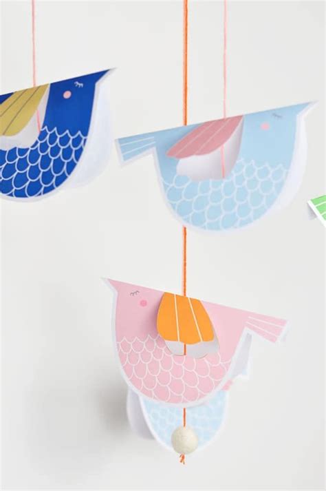 SWEET PAPER BIRD MOBILE WITH FREE PRINTABLE