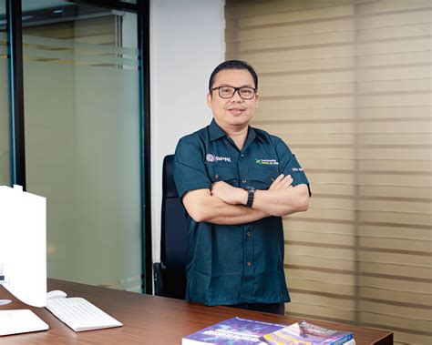 Syafrizal Helmi Situmorang - USUpress - wintechmobiles.com