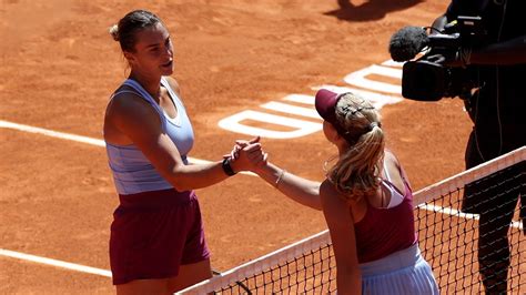 Sabalenka defeats teen Andreeva in Madrid, Medvedev advances