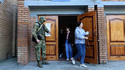Sabotage attempts reported at polling stations in occupied Ukraine as Russia holds local elections