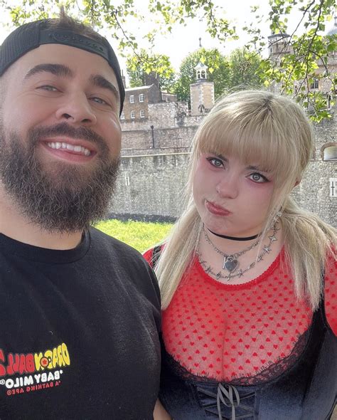 Sabrinabangs Onlyfans Leak