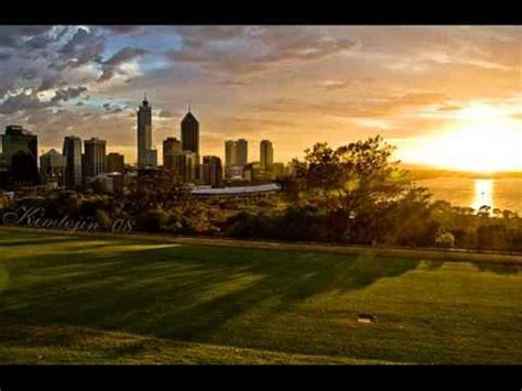 Sacha (HQ Stereo) Kings park, Hank marvin, Skyline