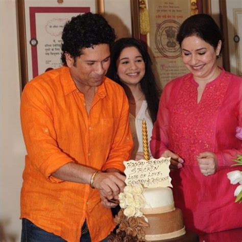 Sachin Tendulkar's Family Photo: A Glimpse Into The Life Of A ...