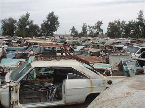 There are 2 parts to how Planet Auto works: 1. Our WHOLESALE yards pay top dollar for your unwanted, wrecked and junk cars! We dispatch our tow trucks to your location for fast, easy pickup. Planet Auto currently services several areas in California and Nevada with more regions coming soon. Call our Cash For Cars Hotline today for a free quote!. 