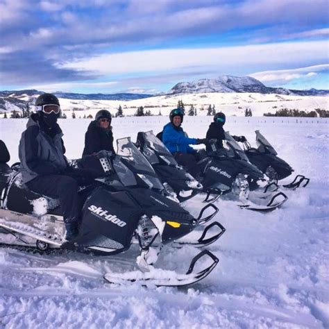 Saddleback ranch. Saddleback Ranch is a located in the heart of the Rocky Mountains. Family Owned and Operated!In the winter we offer:2 hour Photo Opportunity Horseback Rides, Snowmobile Tours and Dinner Tours, Dinner Sleigh Rides YEE-HAW Tubing Hill. 