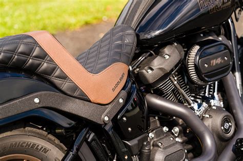 Saddlemen Step Up Brown Diamond Stitch Carbon Gripper Seat …