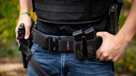 Safe life defense belt. FEATURES. Compatible with molle, slide on and clip on pouches. 2″ Dual layer load bearing belt system with locking inner and outer belt. No more belt keepers! Minimalist design – Replace your worn duty belt. Compatible with standard 2″ or 2.25″ duty pouches & holsters. Engineered using the finest materials available. 