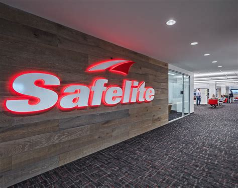 When possible, Safelite also offers a convenien