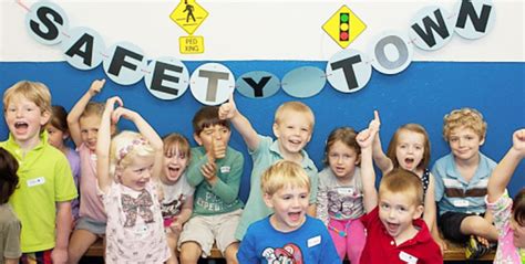 Safety Town Returns Greenwich Sentinel Greenwich Sentinel