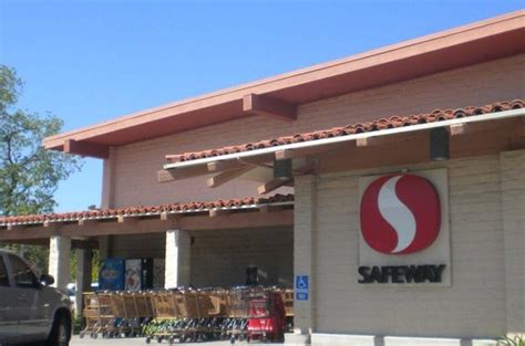 Safeway moraga. Delivery & Pickup Options - 87 reviews of Safeway "This is just about the ONLY place in Moraga open after about 9pm. (I originally said 'the only' thing, but then I remembered Longs is open late too, but don't go there, Longs is Bor-ring) That's right folks, pretty much the entire town closes down after dark which means kids are supposed to find alternative … 