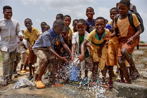 Sage 50 blank screen.  Browse to the program directory.  Don't worry! You can get it back.  Veri...