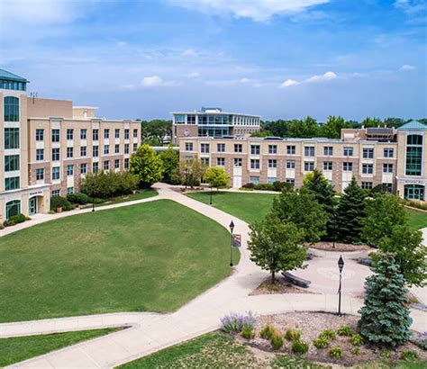 Saint xavier university chicago. Accreditation: Regional. Religious Affiliation: Catholic, Roman Catholic. Military Friendly: Yes. Saint Xavier University is a small private university located on an urban campus … 