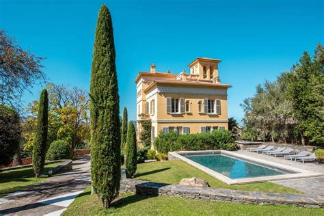 Saint-Florent, Villas and Luxury Homes for sale - LuxuryEstate.com