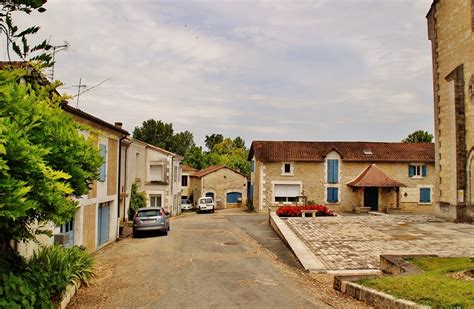 Saint-Méard-de-Drône à Saint-Meard-de-Drone