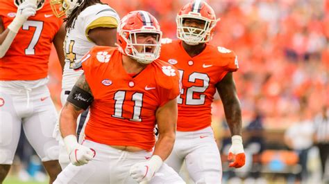 Saints take Clemson DT Bresee with 29th pick in NFL draft