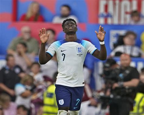 Saka hat trick and Kane double in England 7-0 rout of North Macedonia