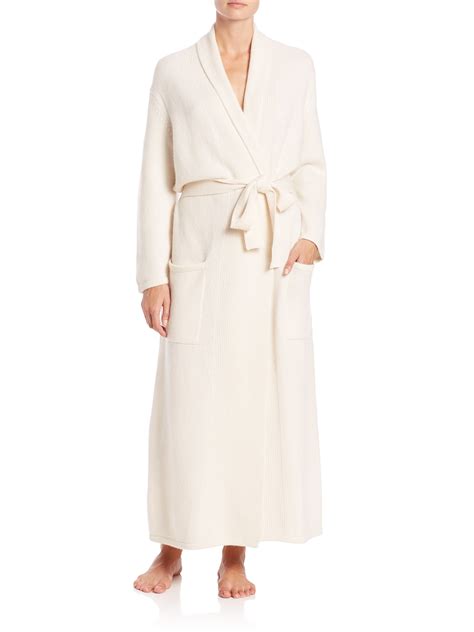 Saks robes. Shop a wide selection of Women's robes, loungewear, pajama sets & more at Saks OFF 5TH. Up to 70% OFF on designer brands with fast shipping. Skip to main content Skip to footer content 6Lct5-cUAAAAAChYFa_1Ju5MUeEgJUOg8wUV80pu. EXTRA CUT: ... 